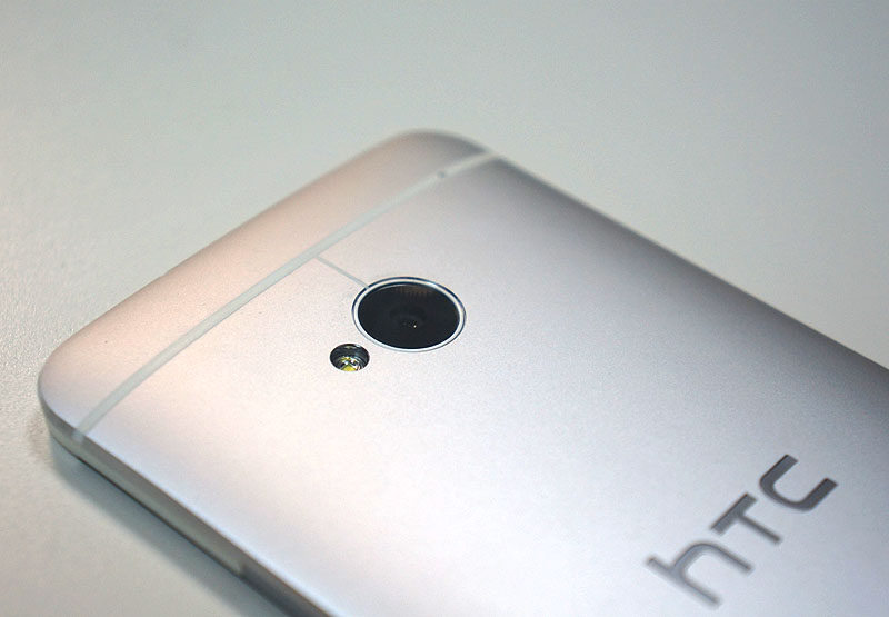 Bug Caméra du HTC One corrigé bientôt avec la mise à jour vers Android 4.3 appareil photo HTC One